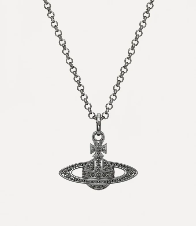Collana con pendente mini bassorilievo