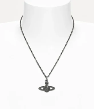Collana con pendente mini bassorilievo